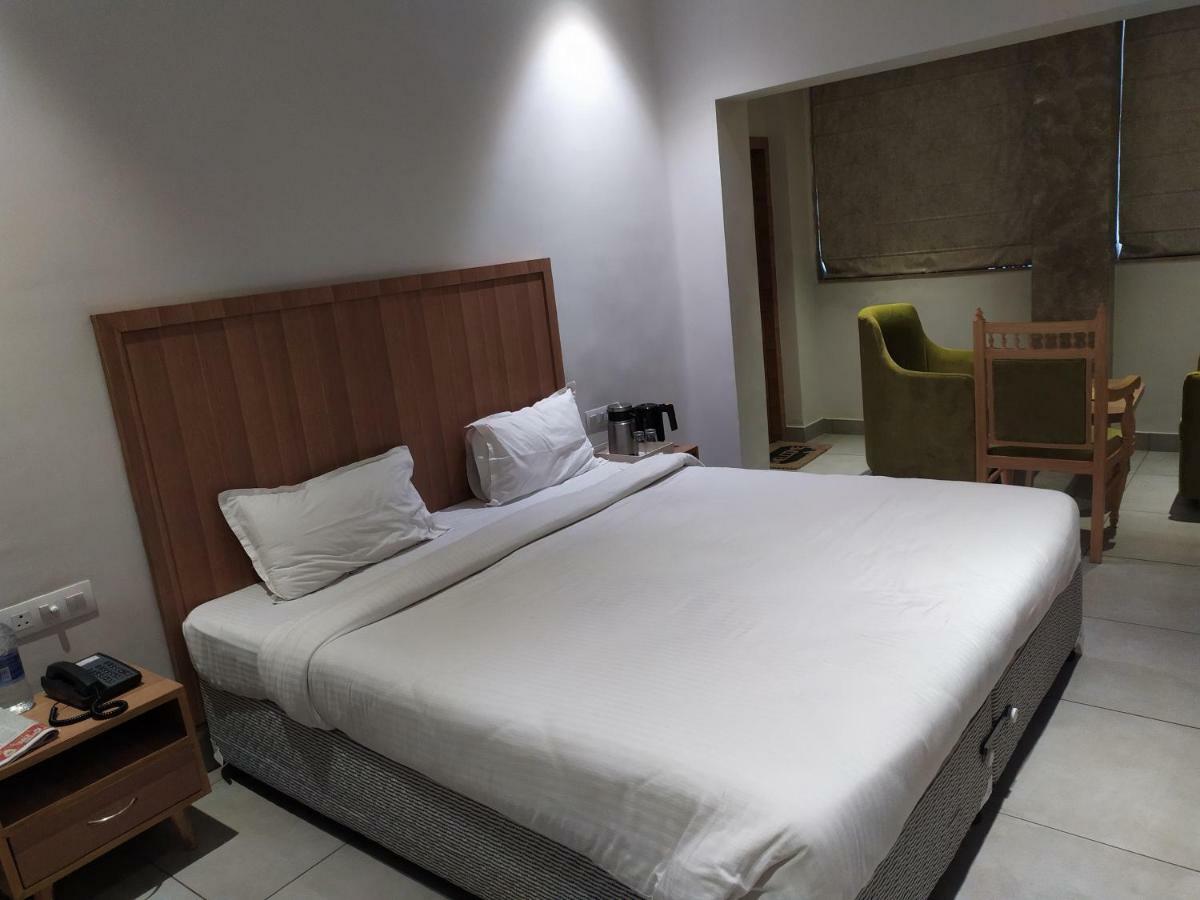 Hotel Swagath Kolkata Exterior photo